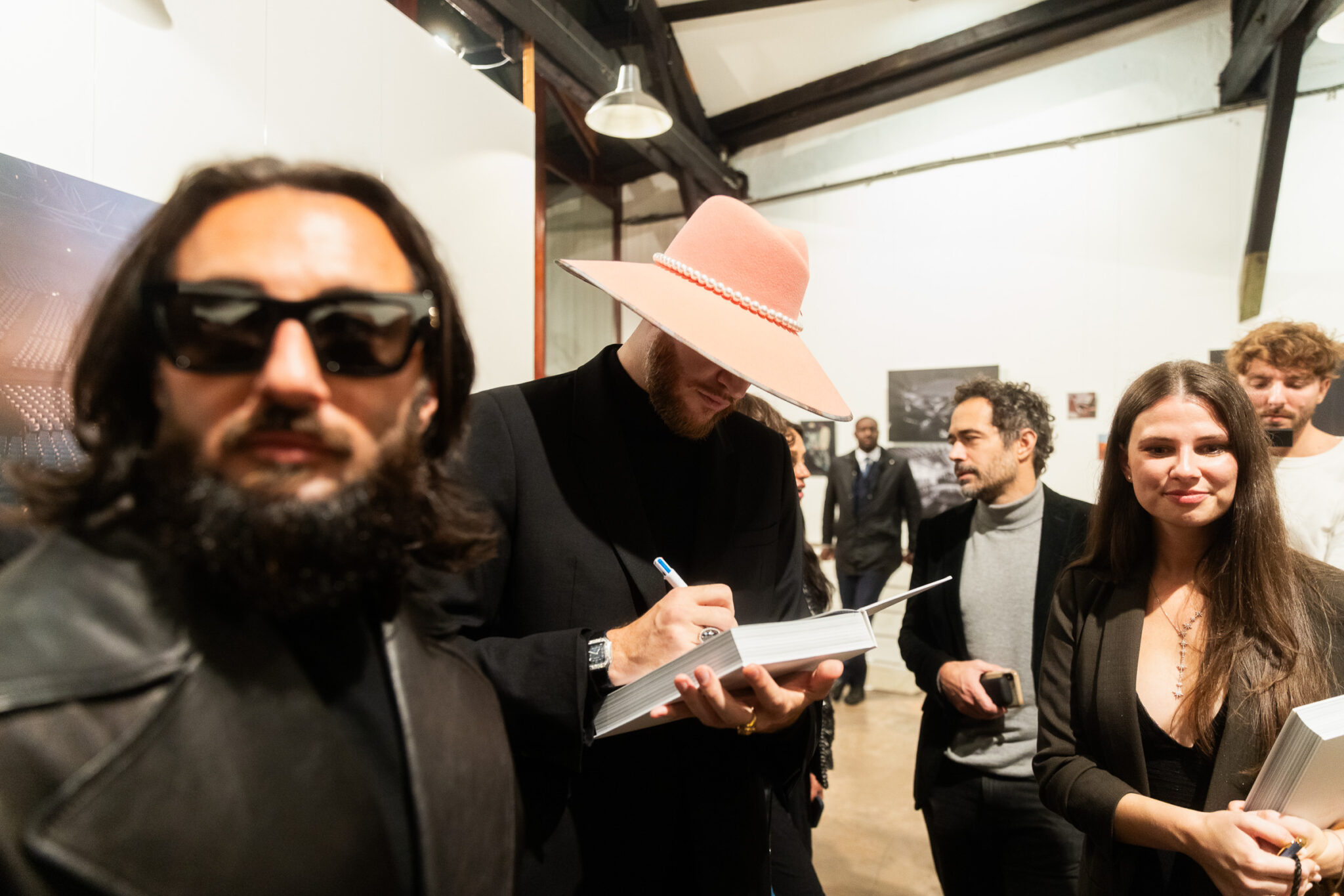 Noche-Deluxe-Exhibition-web-81